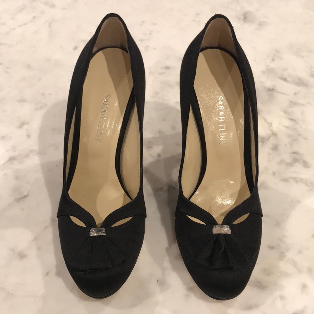 Sarah Flint Black Pumps